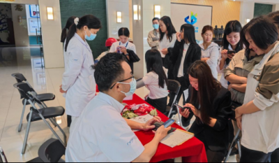 切脉问诊送健全，暖心服务进企业——合肥J9集团携手广瑞医疗发展“健全进企业”义诊活动